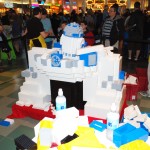 lego-r2-d2-sculpture-halfway-3 lego-r2-d2-sculpture-halfway-3